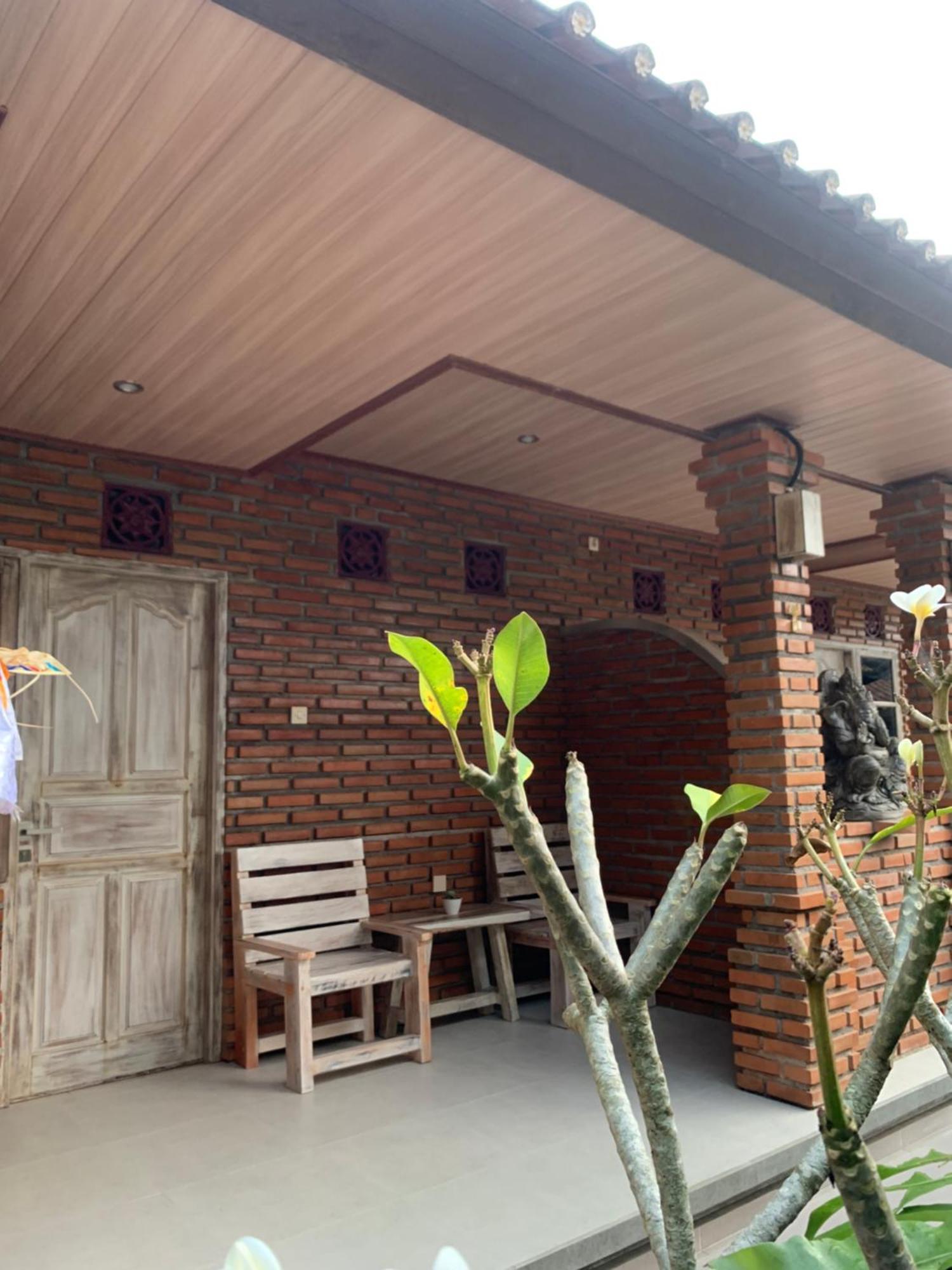 Ambara Guest House Tampaksiring ภายนอก รูปภาพ