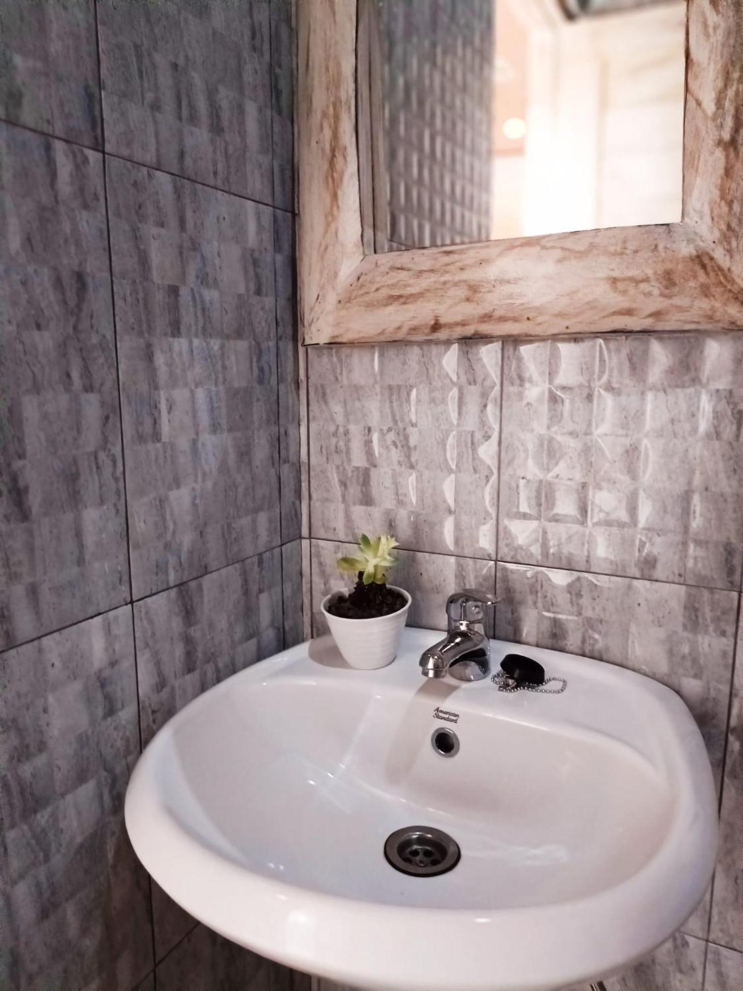 Ambara Guest House Tampaksiring ภายนอก รูปภาพ
