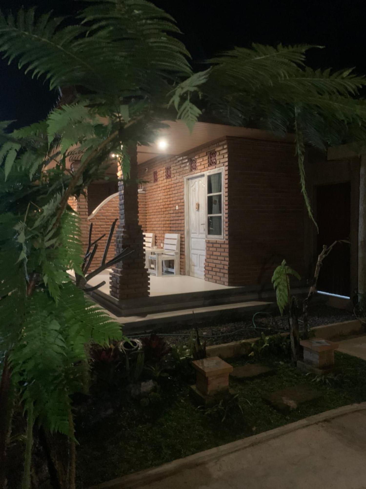 Ambara Guest House Tampaksiring ภายนอก รูปภาพ
